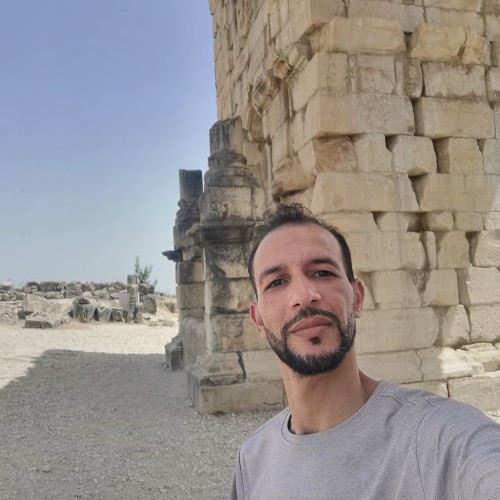 Tayeb O. profile photo