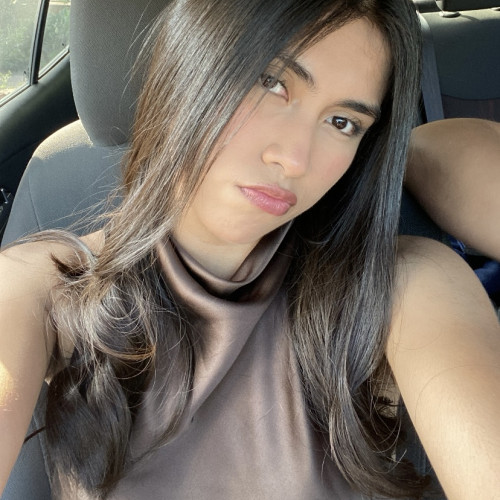 Daniela V. profile photo