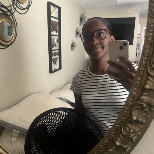 Niaya W. profile photo