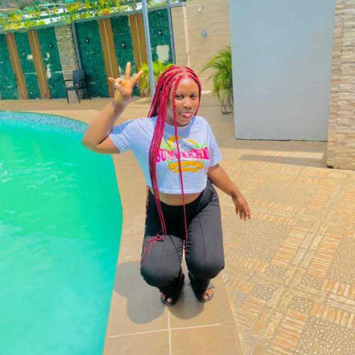 tweedy🥰 E.