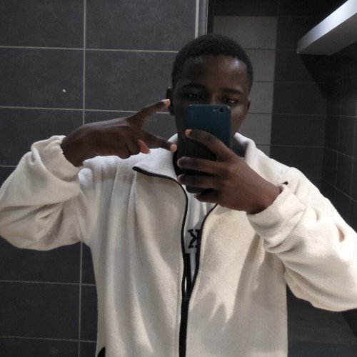 Victor  M. profile photo