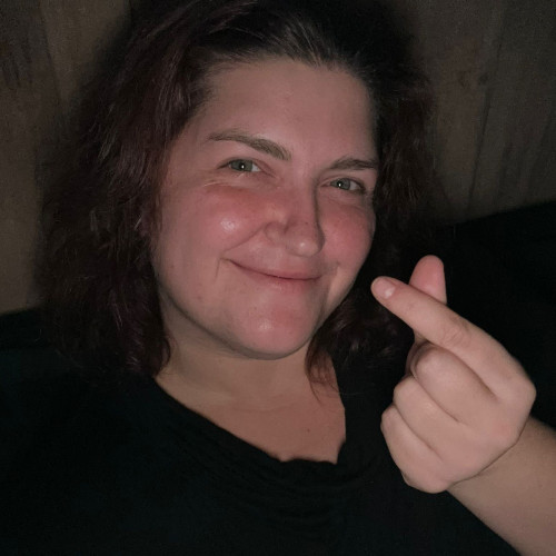 Angela L. profile photo
