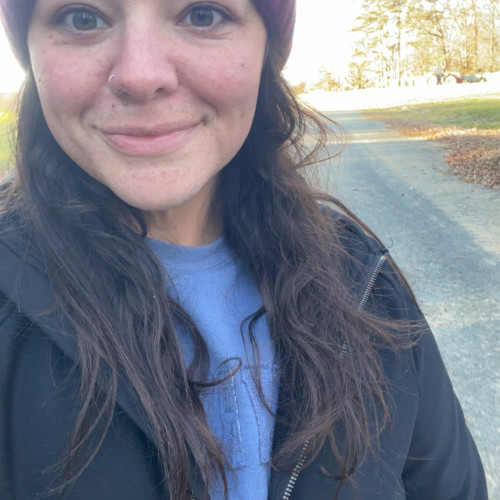 Stephanie J. profile photo