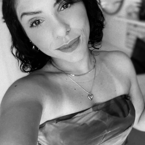 Beatriz M.