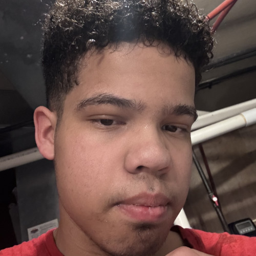 elius  g. profile photo