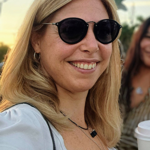 MARIA LUCILA B. profile photo