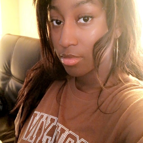 Niddy C.