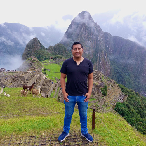 Oscar Q. profile photo