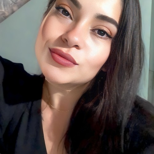 Larissa  S.