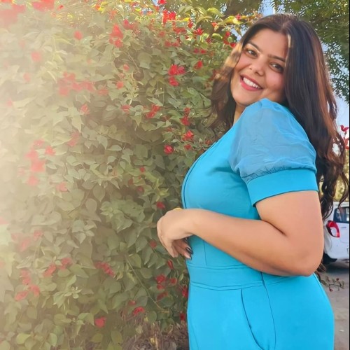 Janvi  V.