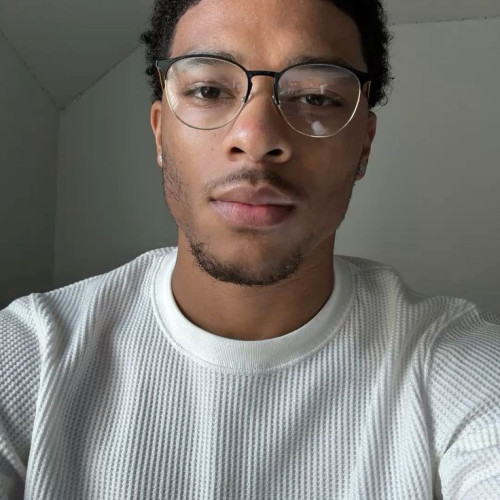 Issa H. profile photo