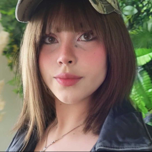 Alhena L. profile photo