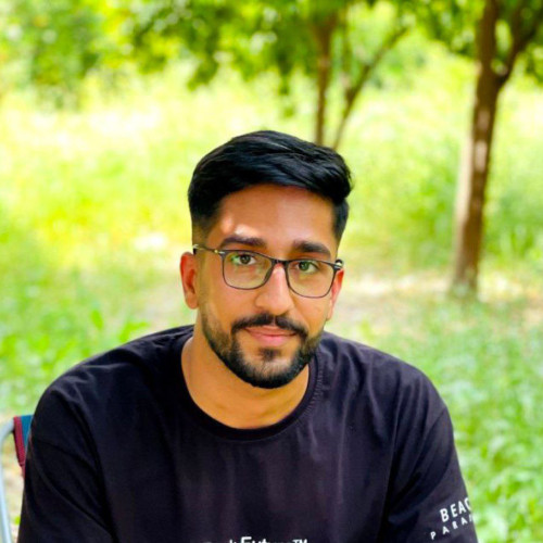 sina k. profile photo