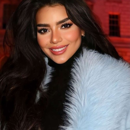 maria e. profile photo