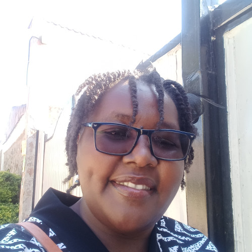 Damaris L. profile photo