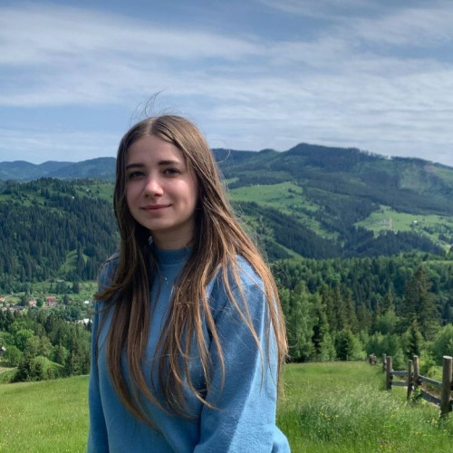 Viktoria N.