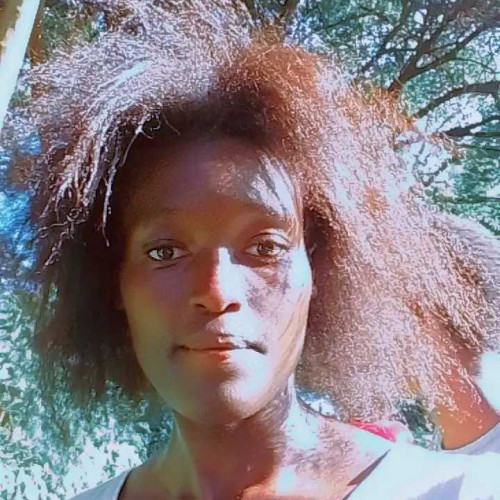 Esther O. profile photo