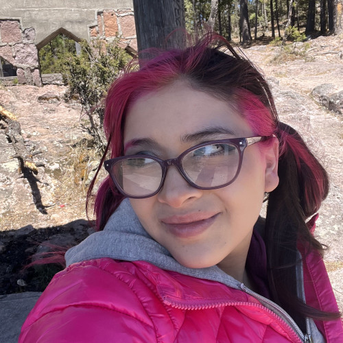 Romina B. profile photo