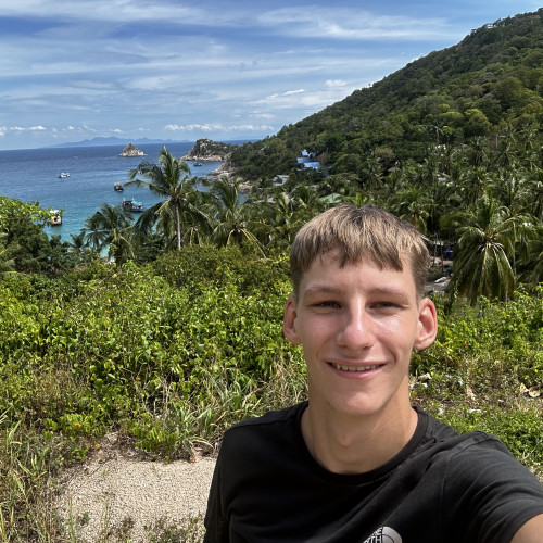 Jay Y. profile photo