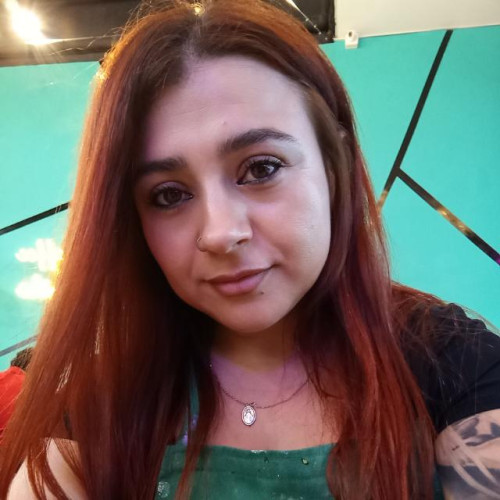 Gladis G. profile photo