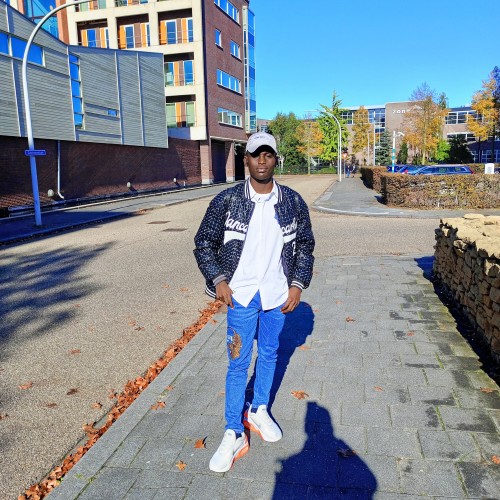 Ismaila S.