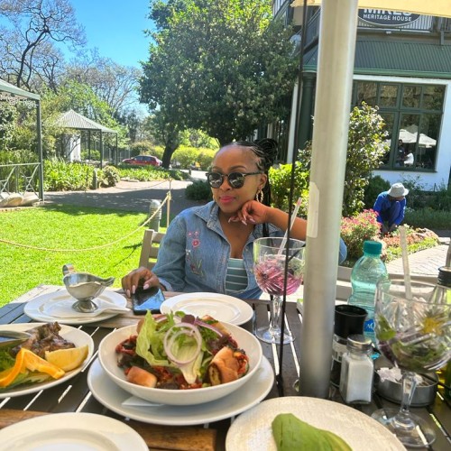 Ayanda s.