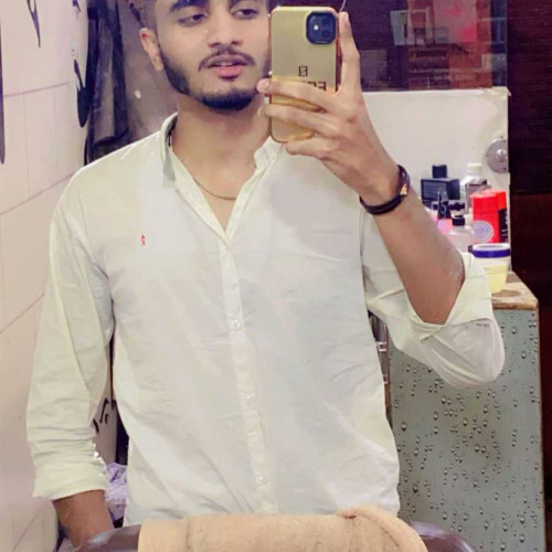 afaq r. profile photo