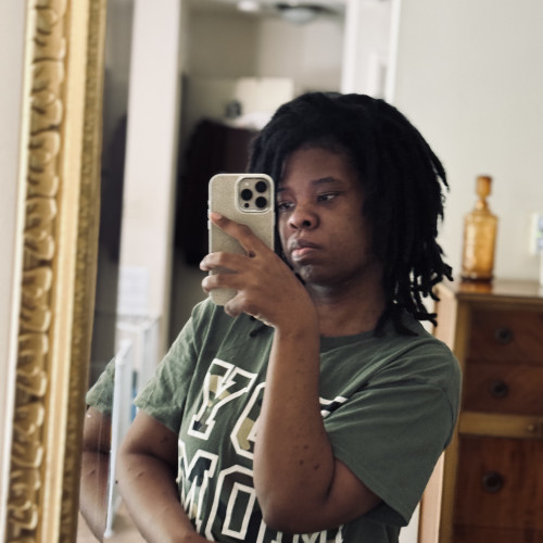 Mary J. profile photo