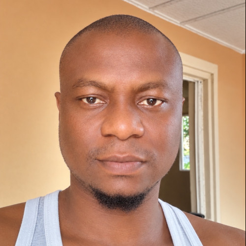 HovaH M. profile photo