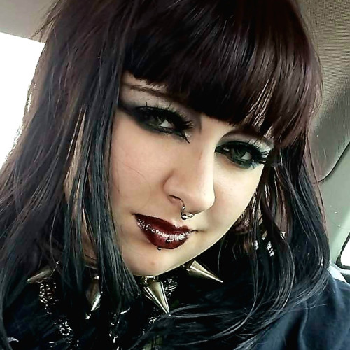 Violet F. profile photo