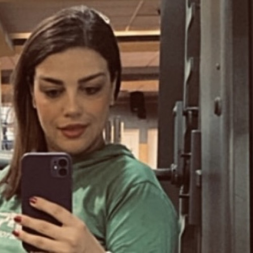 Elnaz d.