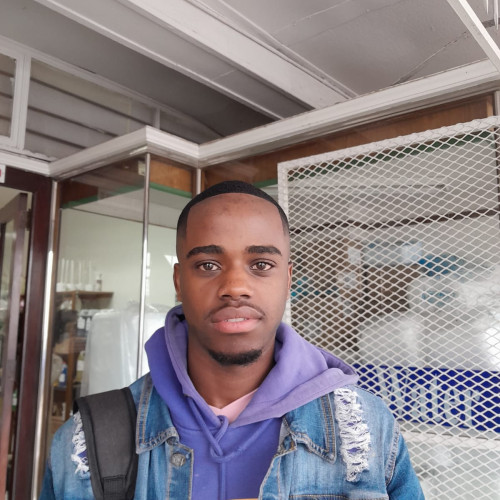 Aphelele N.
