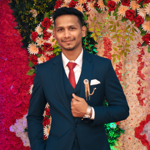 Ismail S.
