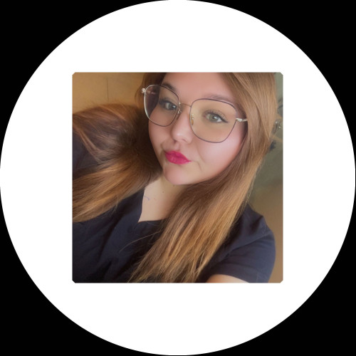 Julie L. profile photo
