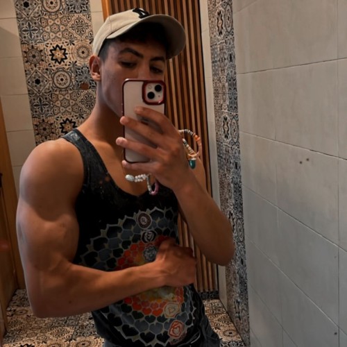 Ali C.