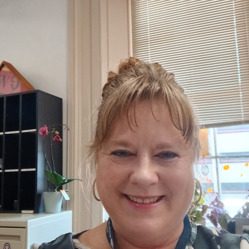Debbie  W.
