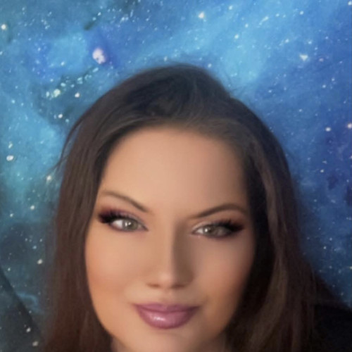 Mia L. profile photo