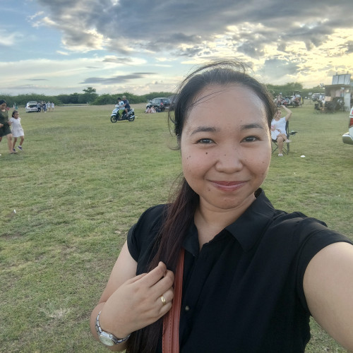 Claire M. profile photo