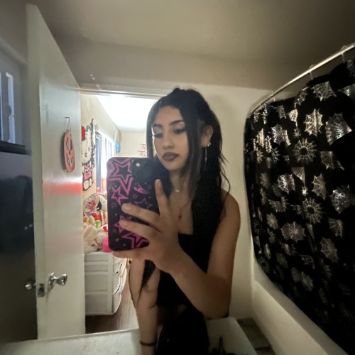 Karine M.