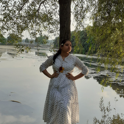 zara k. profile photo