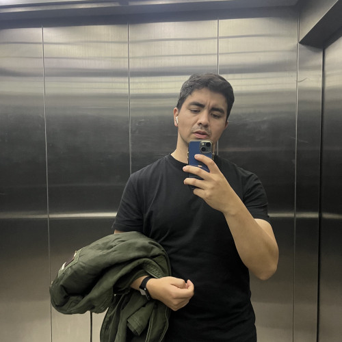 Csar C. profile photo