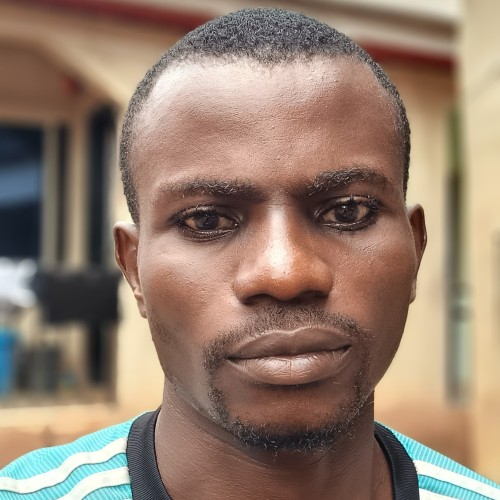 Victor  L. profile photo