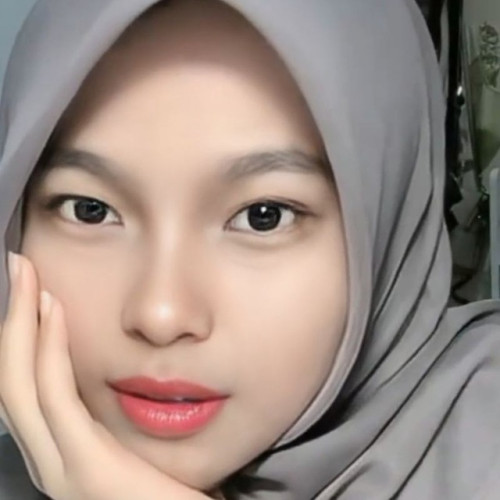 Della K. profile photo