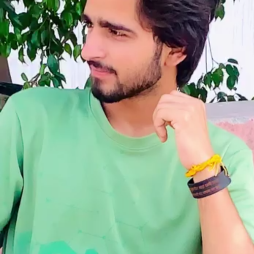 teju j. profile photo