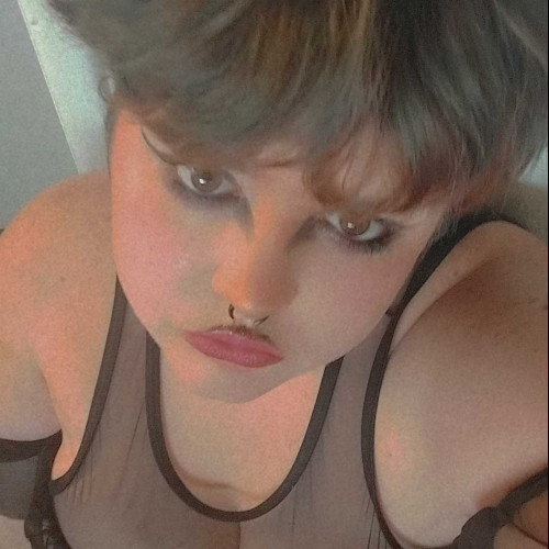 esme h. profile photo