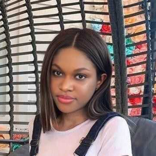 Esther N. profile photo