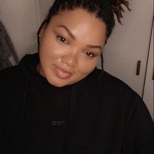 Shalie C.