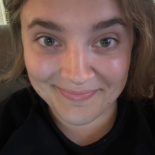 Bella F. profile photo