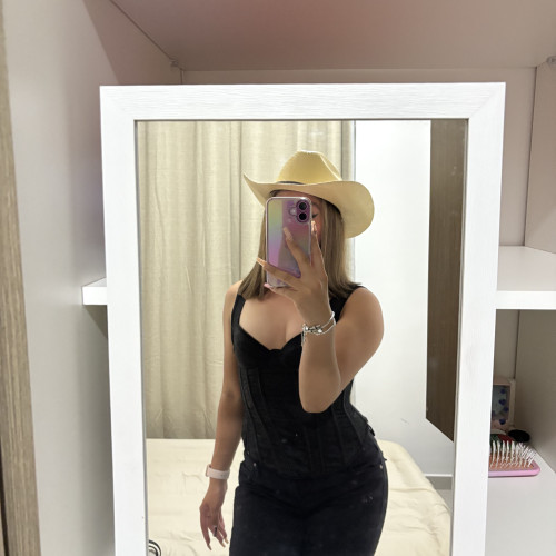Isabella Fernanda S. profile photo