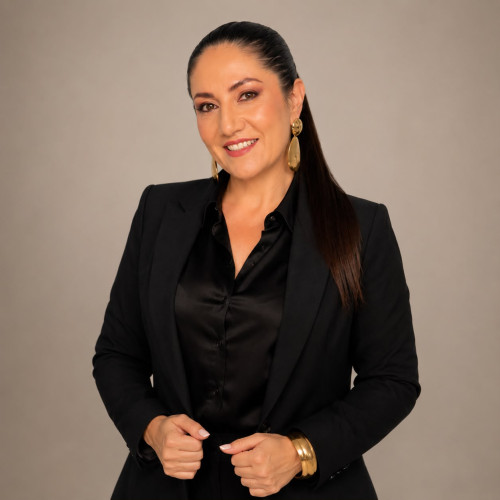 claudia g. profile photo
